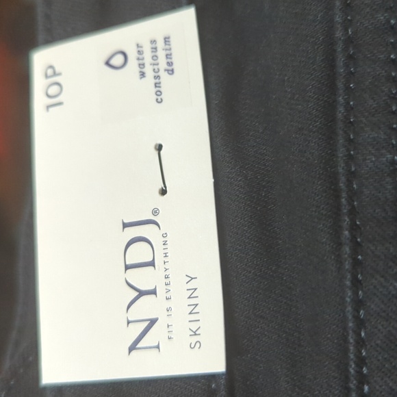 NYDJ Ami Skinny Jeans - Picture 14 of 16